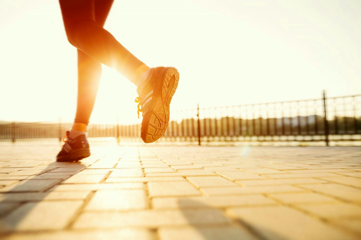 Correre regolarmente protegge una funzione vitale in ogni età: ecco il motivo poco considerato