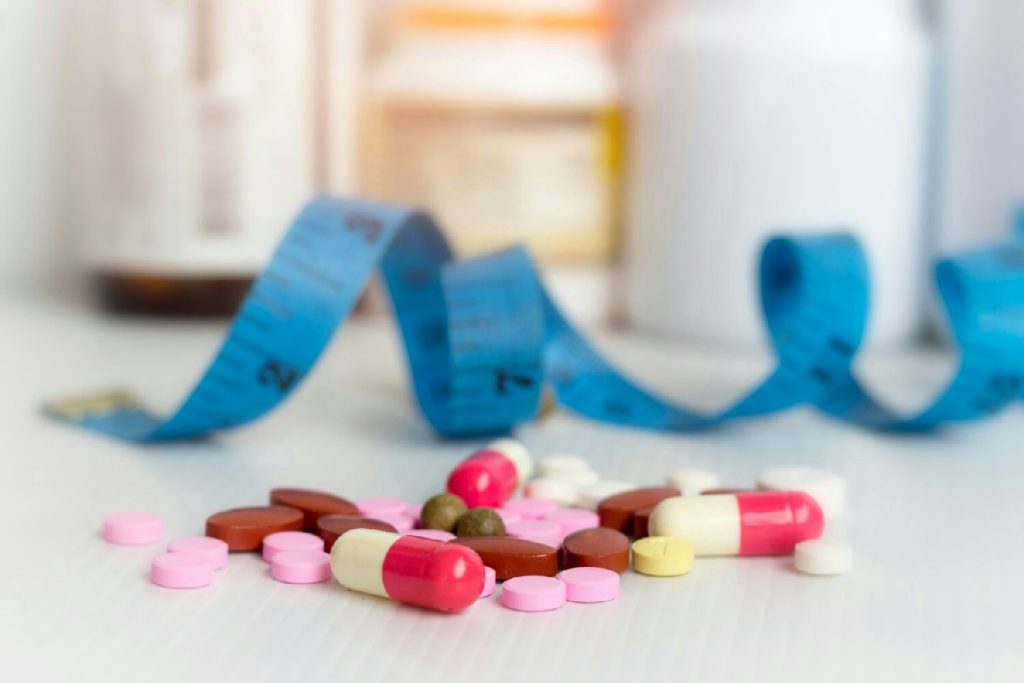 Cosa succede al corpo dopo aver interrotto i farmaci dimagranti e come gestire il cambiamento di peso