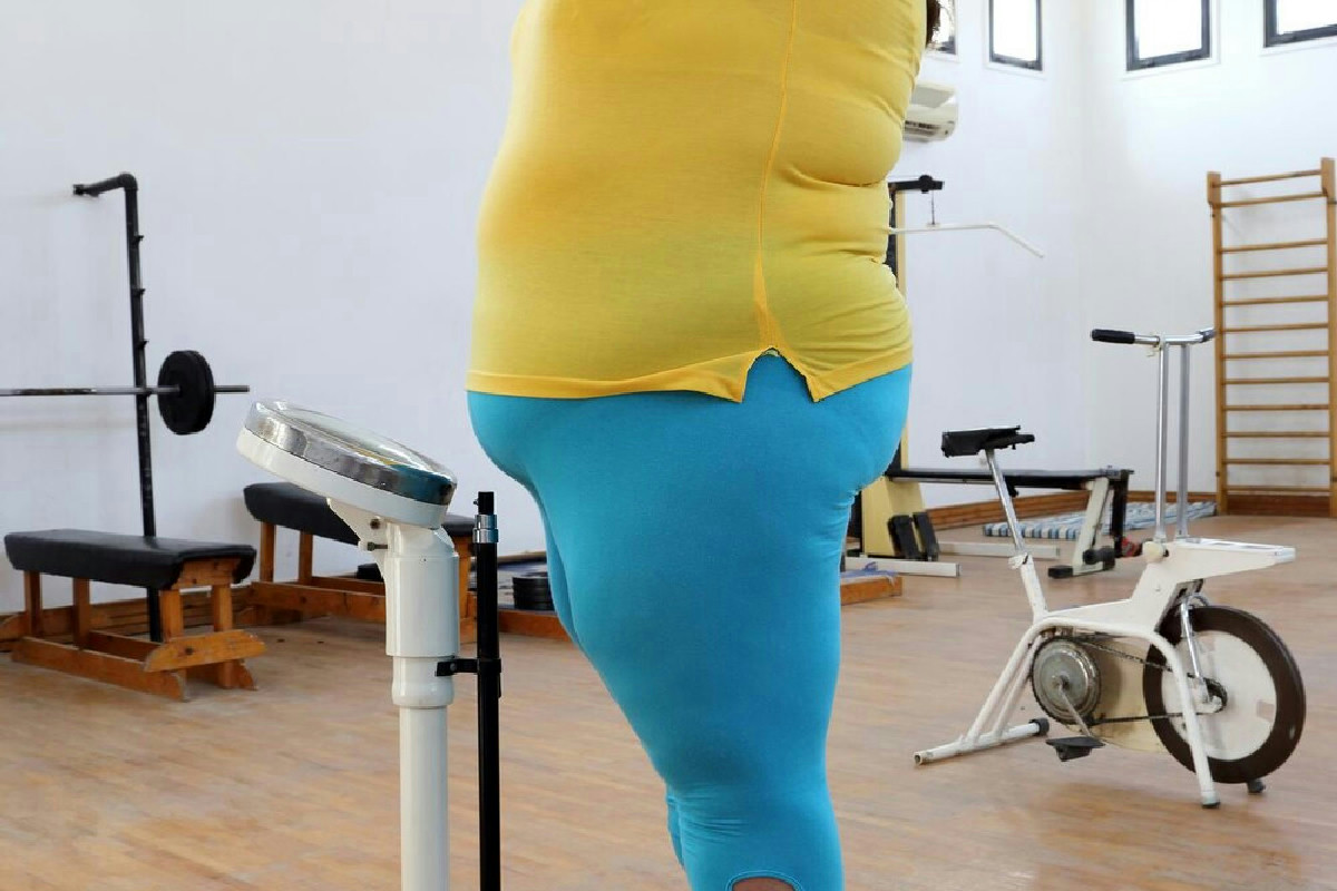 Perché alcune persone accumulano peso più facilmente: il ruolo di metabolismo e corpo